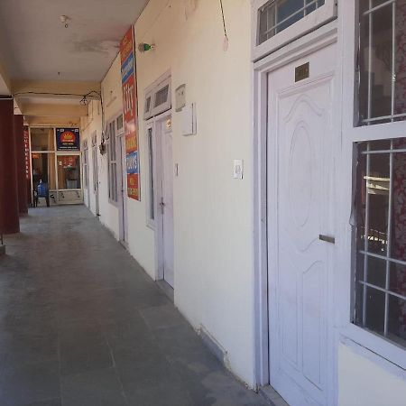 City Crown Guest House Sundarnagar Extérieur photo