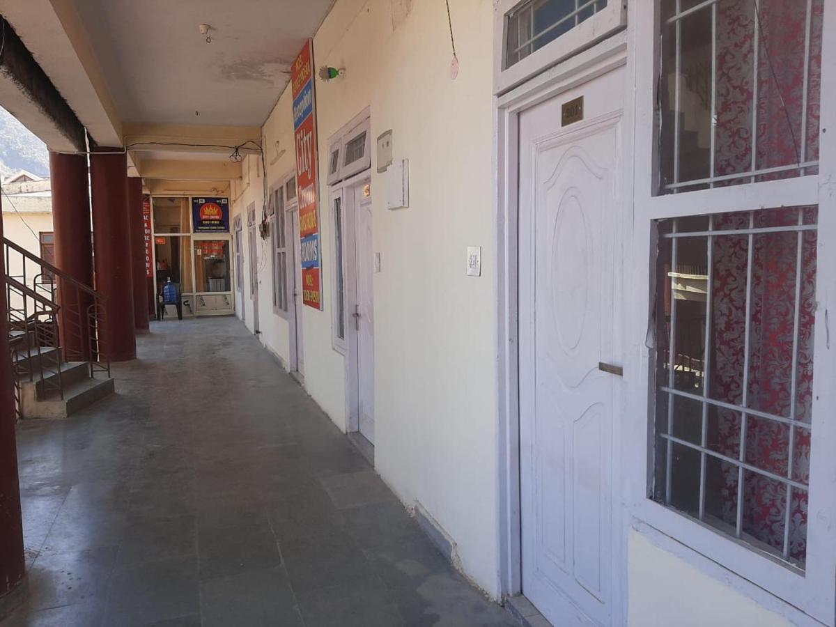 City Crown Guest House Sundarnagar Extérieur photo
